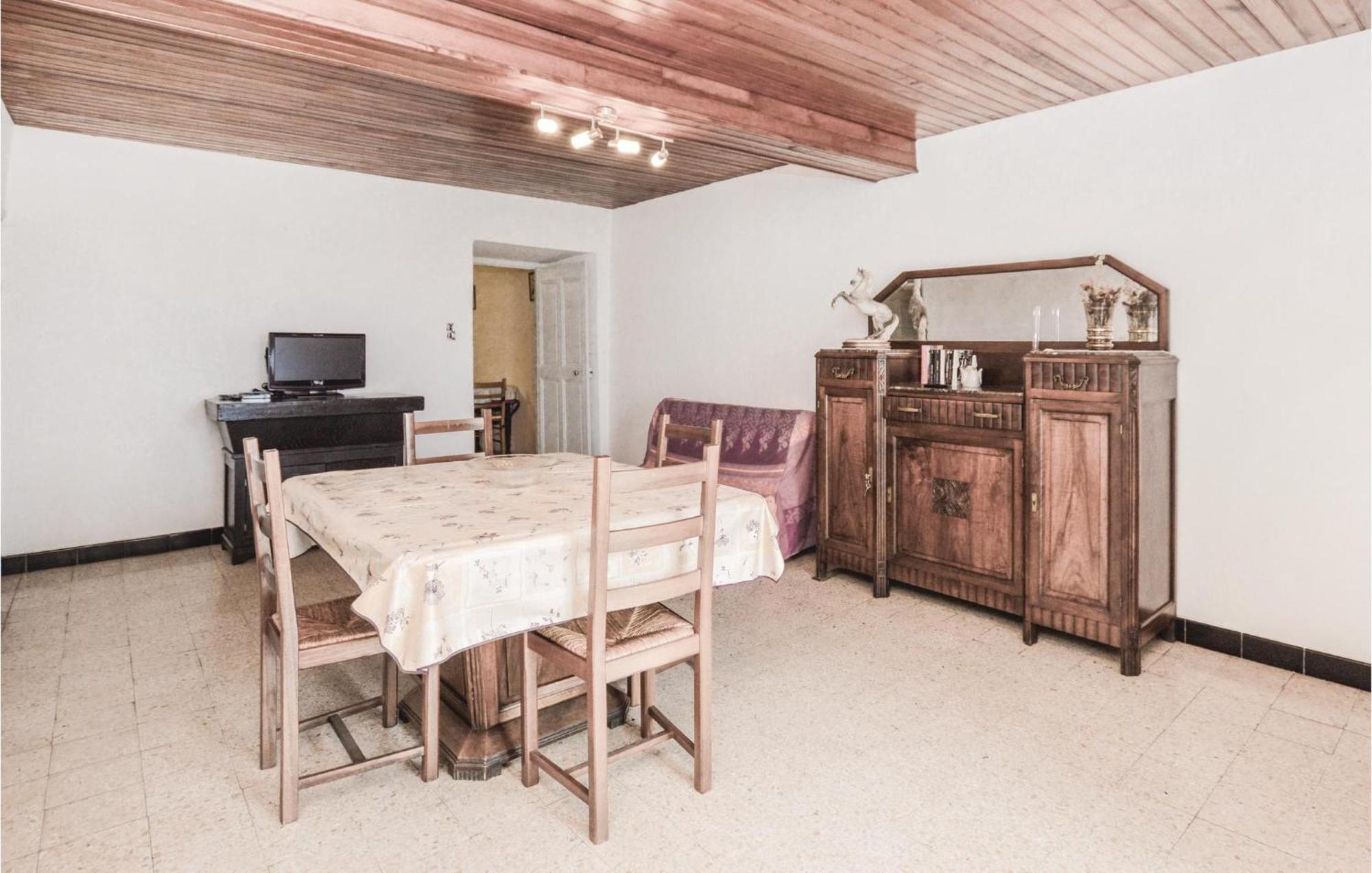 Lovely Apartment In Pietranera With Wifi Экстерьер фото